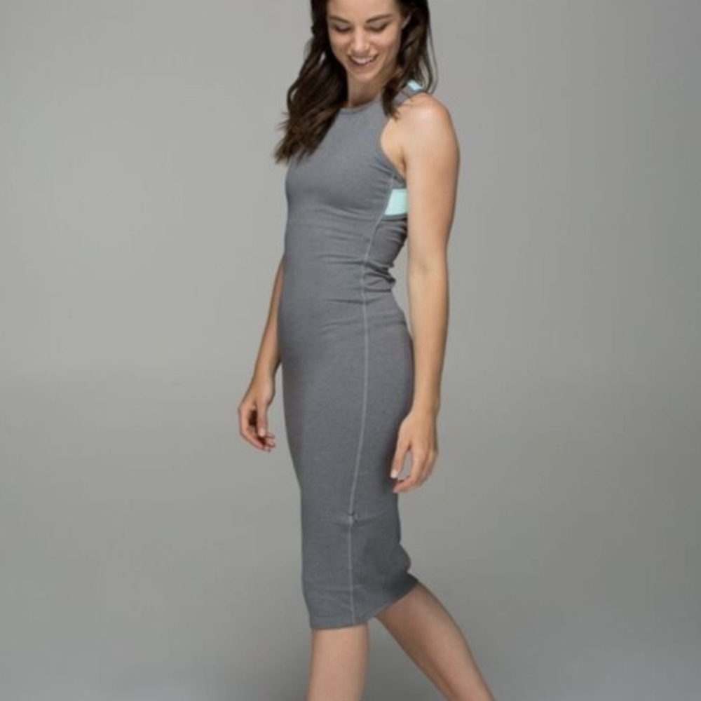 lululemon athletica Picnic Play Bodycon Midi Dress Gray W Aqua Straps Sz 4